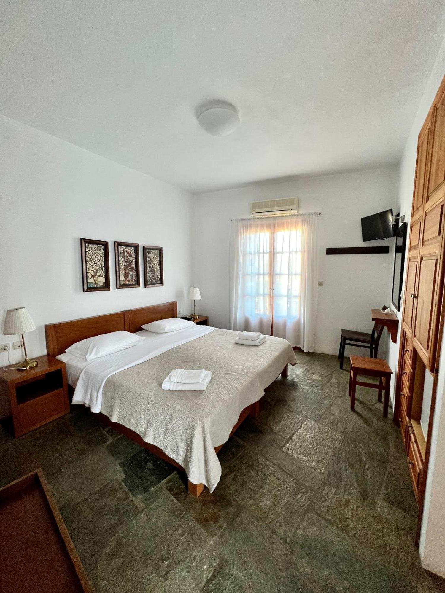 Antheia Hotel Folégandros Екстериор снимка